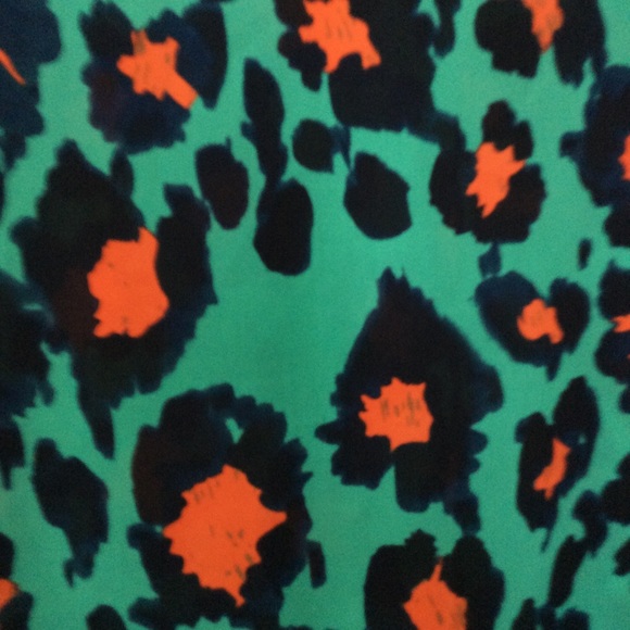 CAbi Rita Animal Print Blouse - Picture 3 of 6